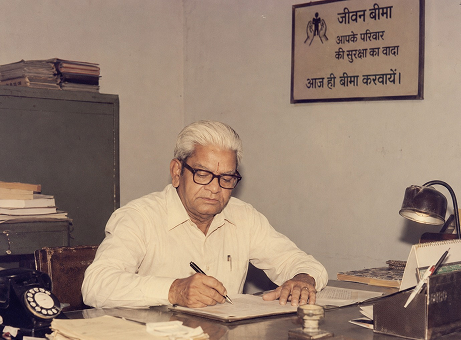 Late Shri Shrigopal Ji Jajoo, founder of Jajoo Investment Solutions